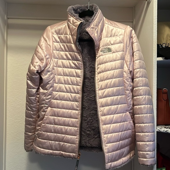 The Northface quilted pink satin reversible gray fleece XL girls Medium women